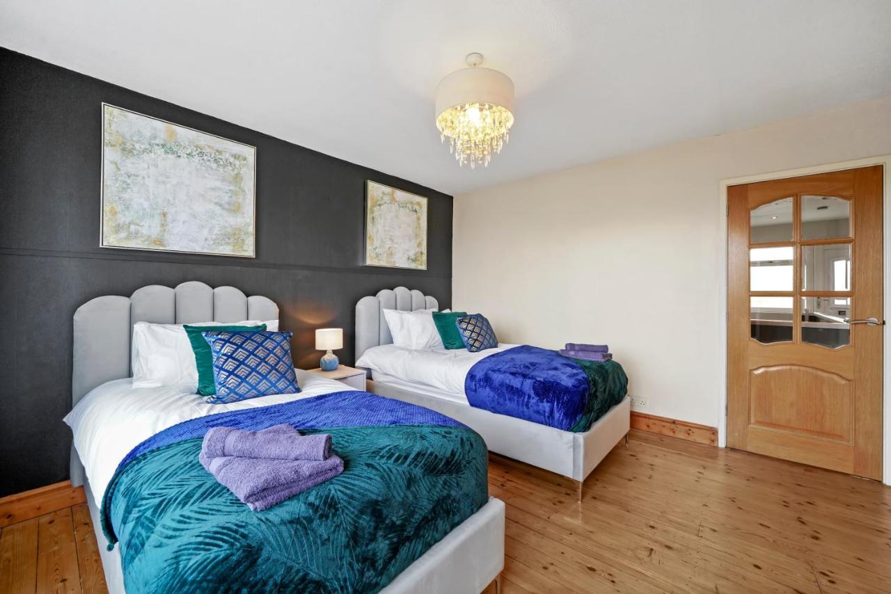 The Stylish Warwick Abode - Balcony - Garden Villa Leek Wootton Buitenkant foto